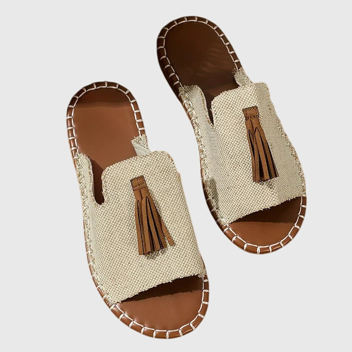 Snygg dotted ortopedisk sandal