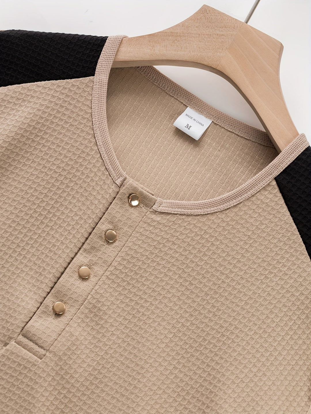 Strukturerad långärmad henley