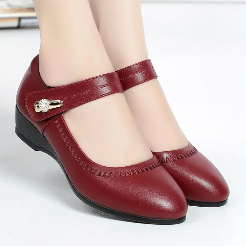 Elegant mellan-klack komfort skor