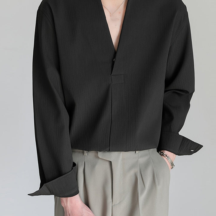 Collarless V-ringad skjorta
