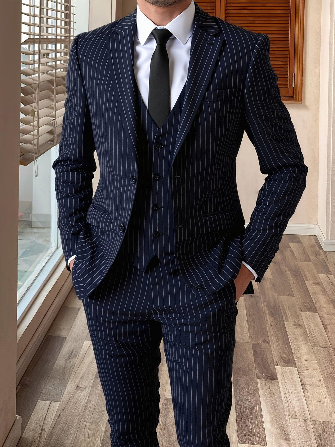 Pinstripe tredelad kostym