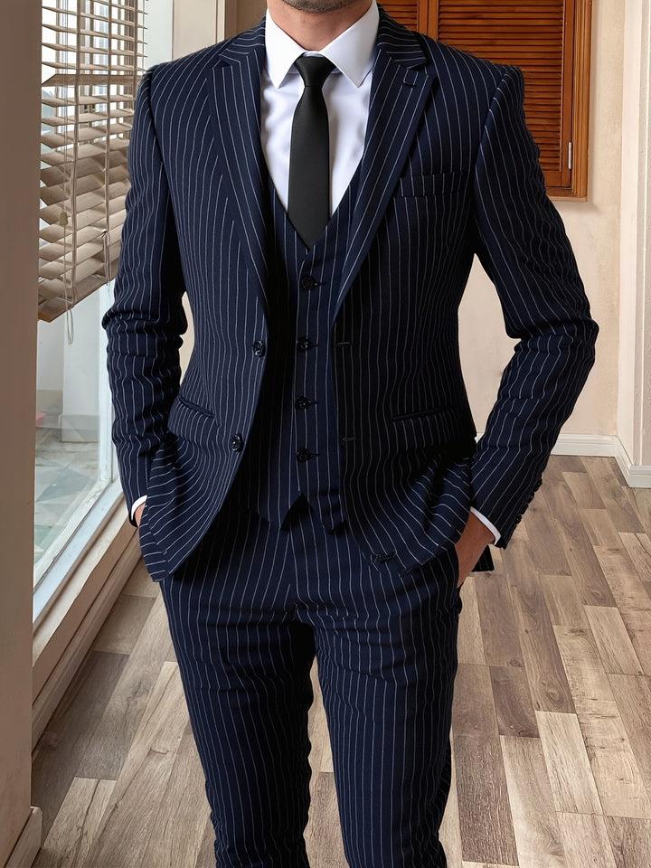 Pinstripe tredelad kostym