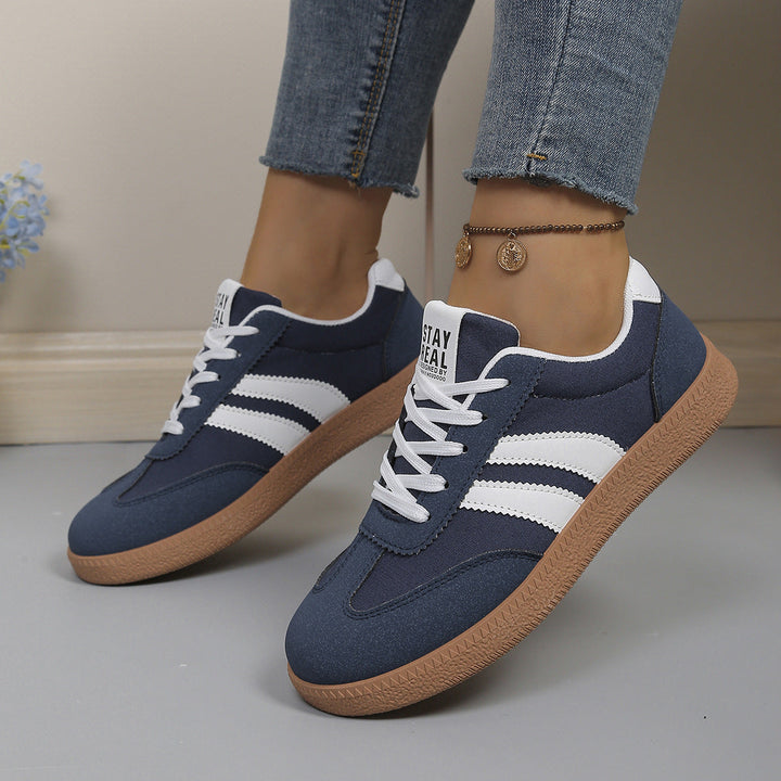 Klassisk court sneakers