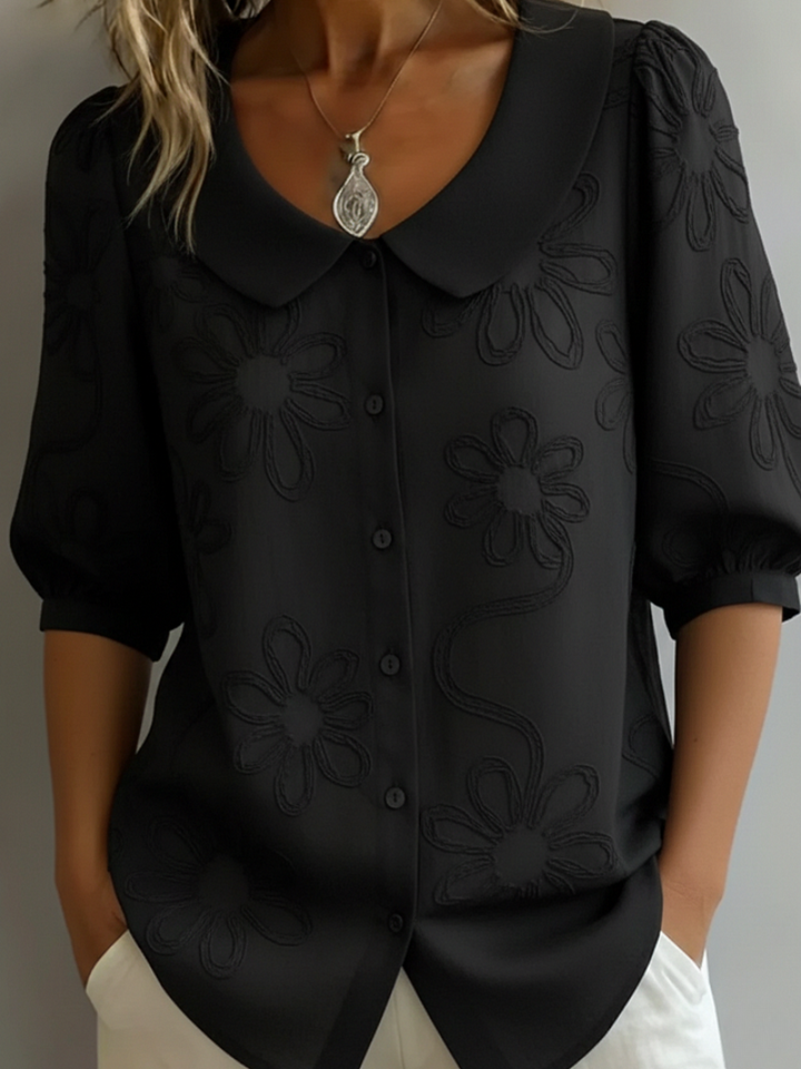 Snygg broderad blommig blus