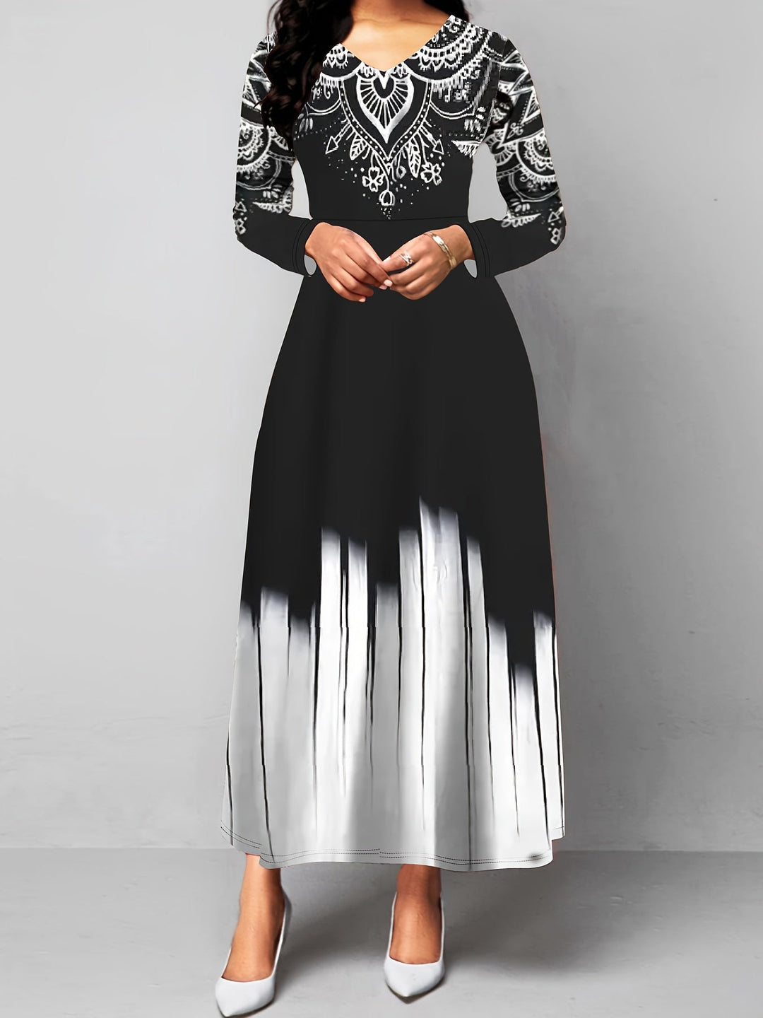 Ornate mönster flared maxi klänning