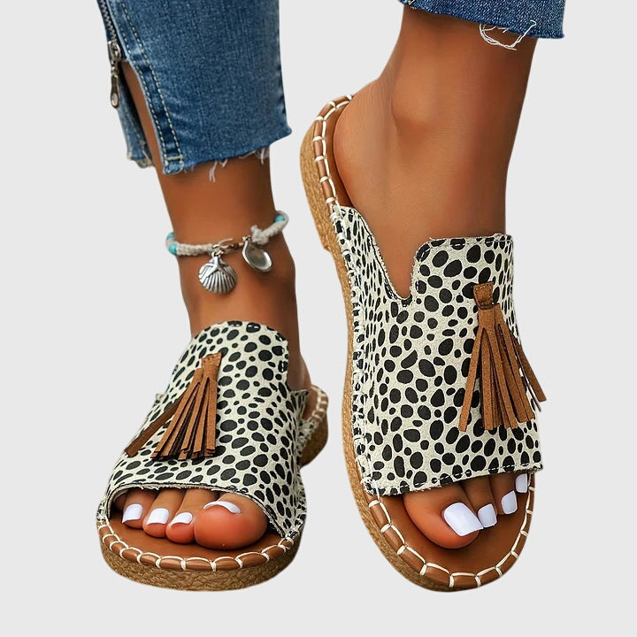 Snygg dotted ortopedisk sandal