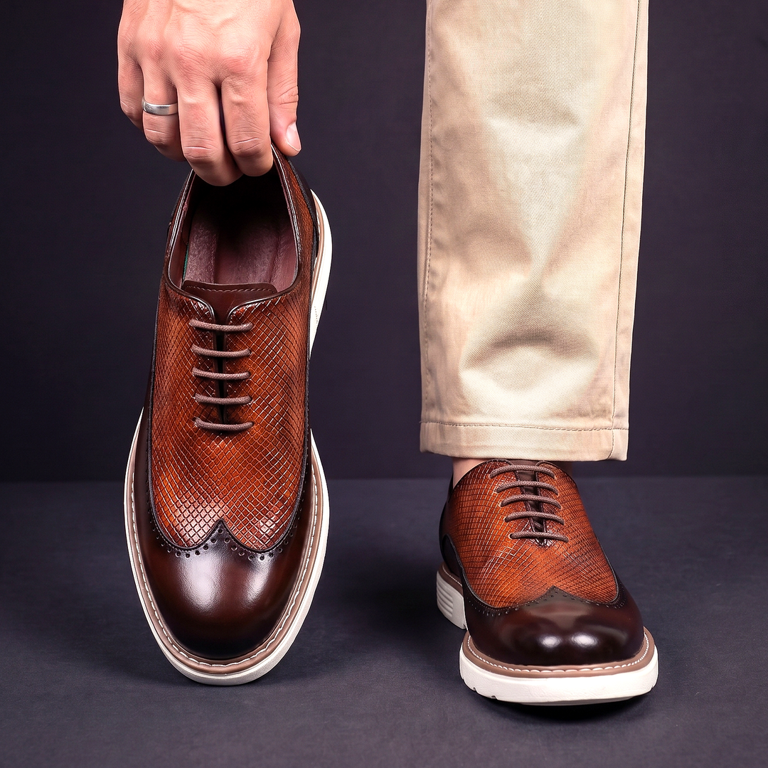 Modern wingtip oxfordskor