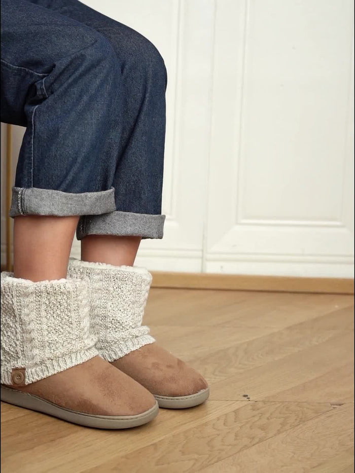 Mysig stickad-cuff stövlar
