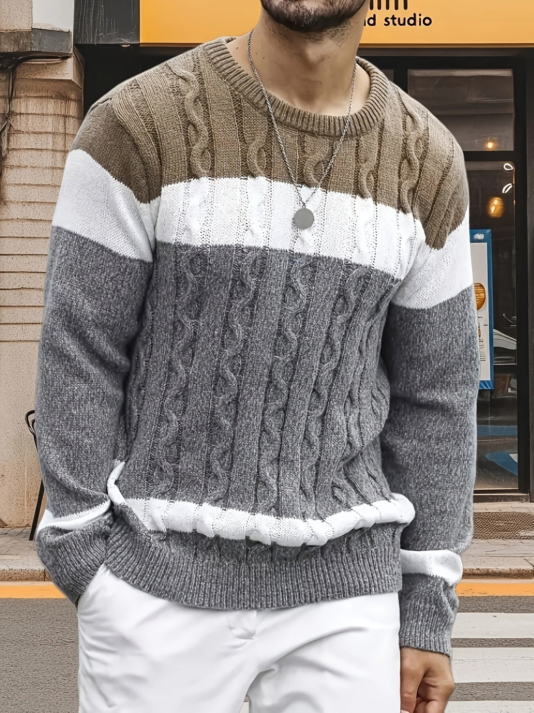 Klassisk kabelstickad pullover