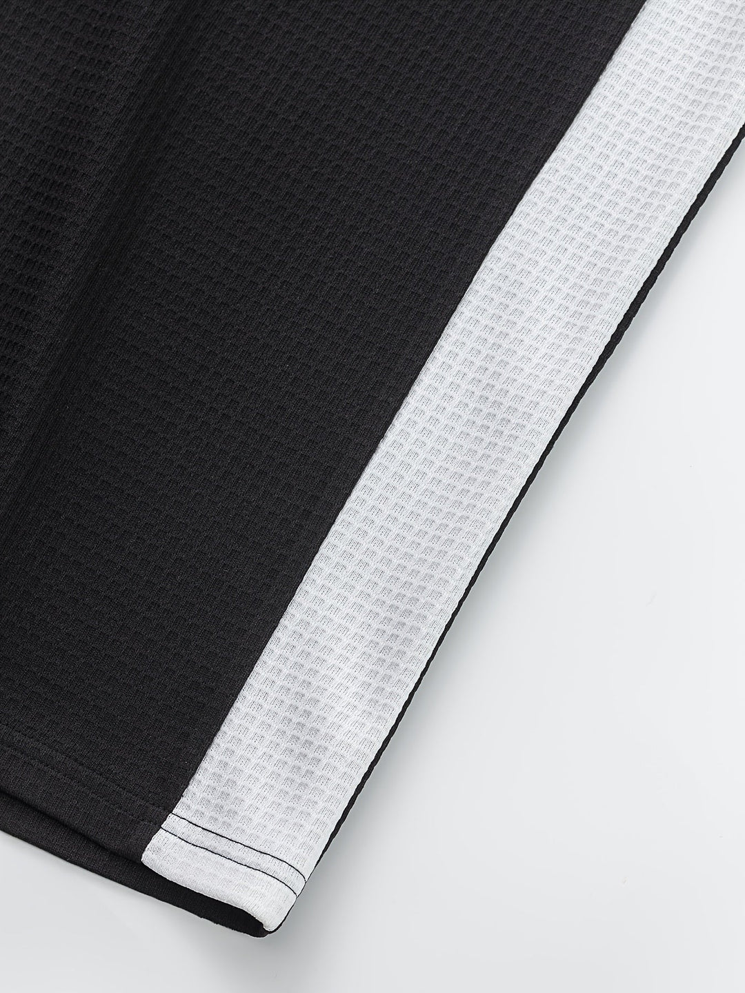 Strukturerad långärmad henley