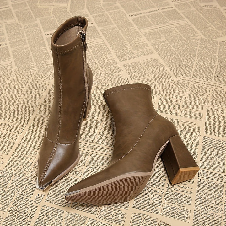 Spetsig tå chunky klack ankelboots