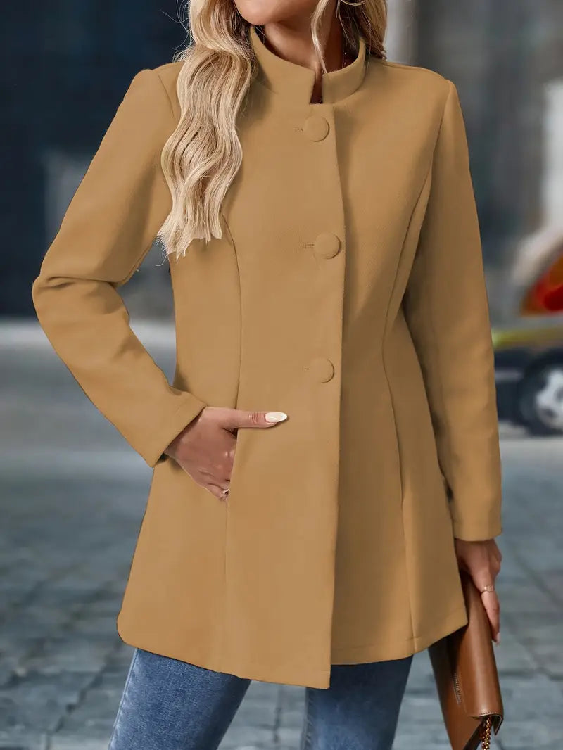 Elegant med ståkrage knapp kappa