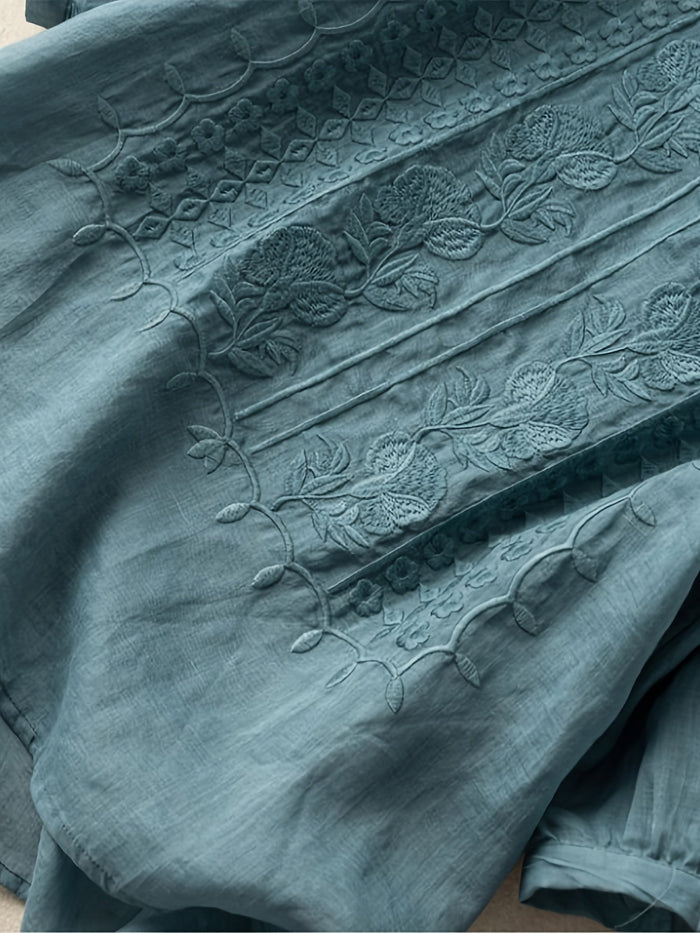 Broderad scoop-hals blus