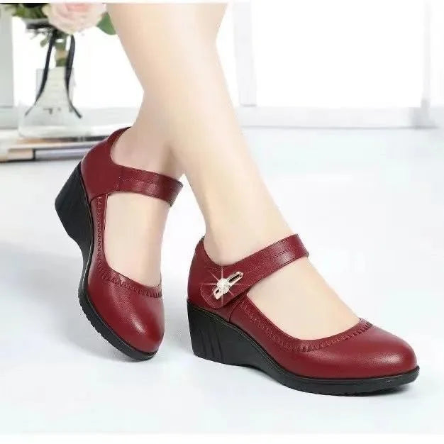 Elegant mellan-klack komfort skor