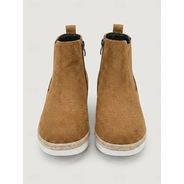 Mysig kilklack ankelboots