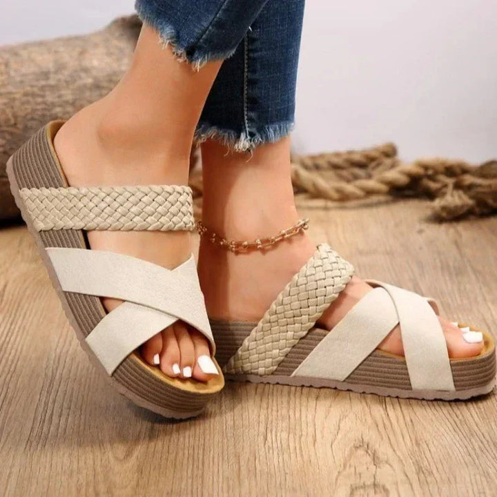 Bekväm ortopedisk flätad sandal